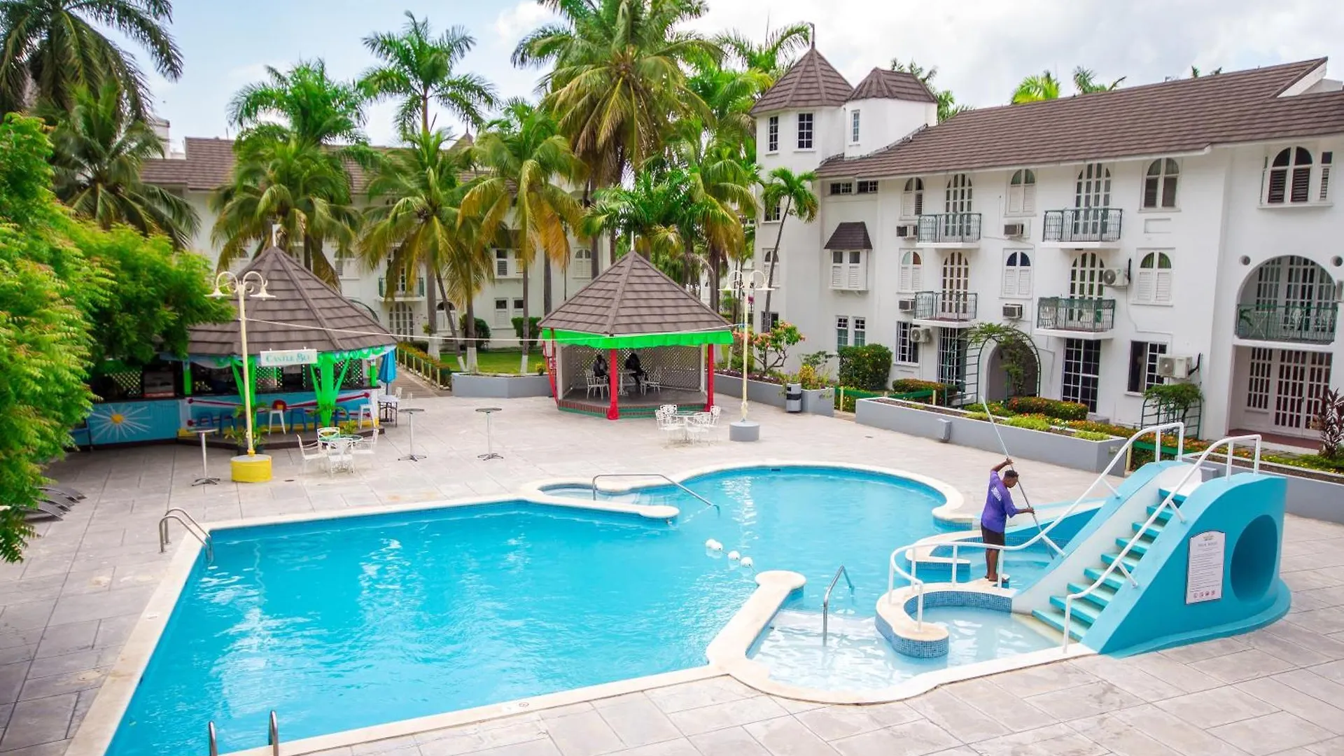 Lägenhet Heart Of Ocho Rios-Free Beach Acess-King Bed-Pool-100Mbps Jamaica